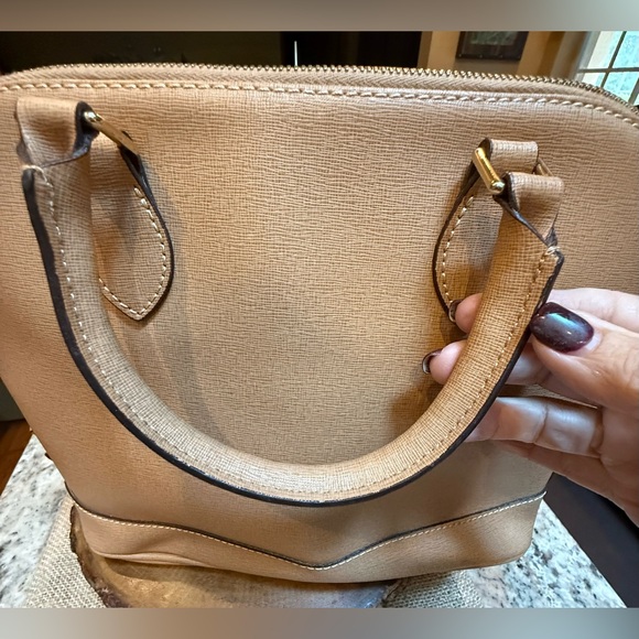 Dooney & Bourke Beige Satchel. like New! EUC. It will never go out of style. - Picture 5 of 16